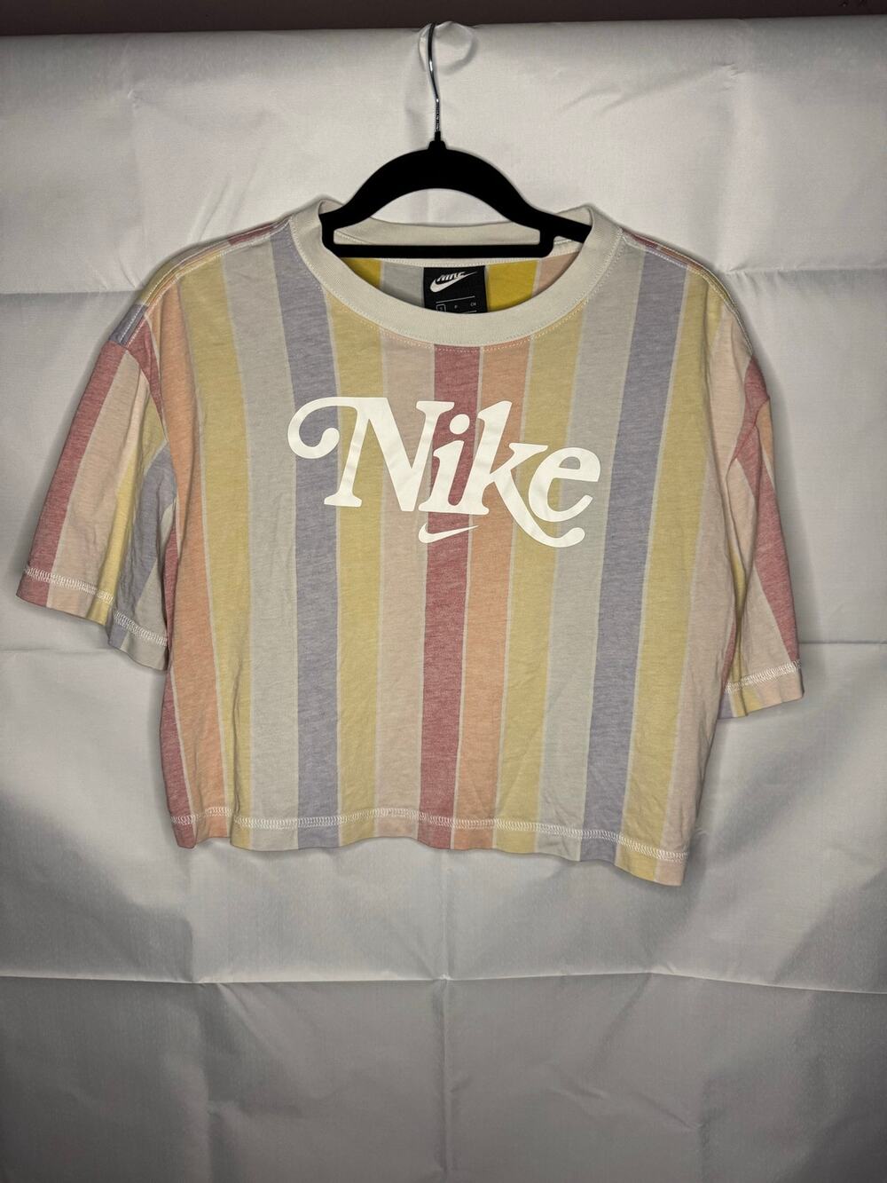 Nike Women’s S Muted Multicolor Striped Crop Top Activewear Loungewear